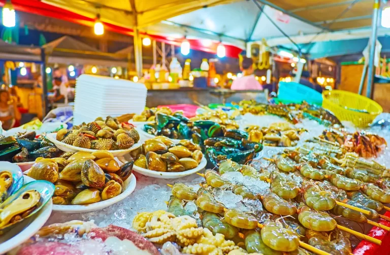 The Ultimate Foodie Experience in Phuket: A Culinary Journey